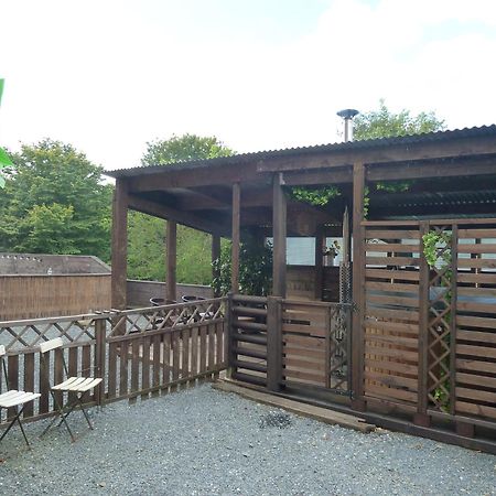'Chez Lulu' - Gîte de charme en Ardennes avec grande terrasse fermée Nassogne Exterior foto