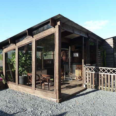 'Chez Lulu' - Gîte de charme en Ardennes avec grande terrasse fermée Nassogne Exterior foto