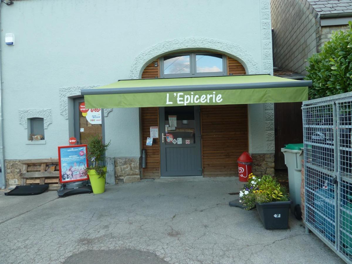 'Chez Lulu' - Gîte de charme en Ardennes avec grande terrasse fermée Nassogne Exterior foto