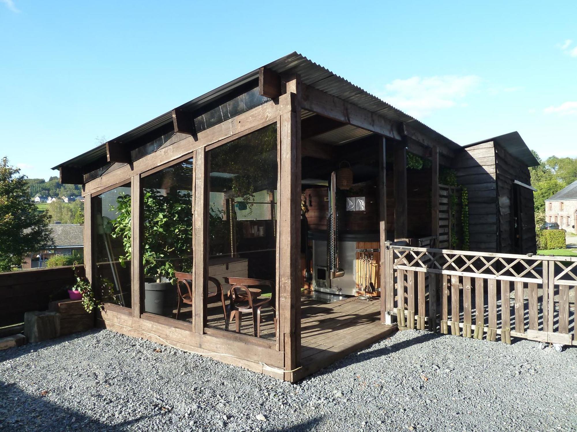 'Chez Lulu' - Gîte de charme en Ardennes avec grande terrasse fermée Nassogne Exterior foto